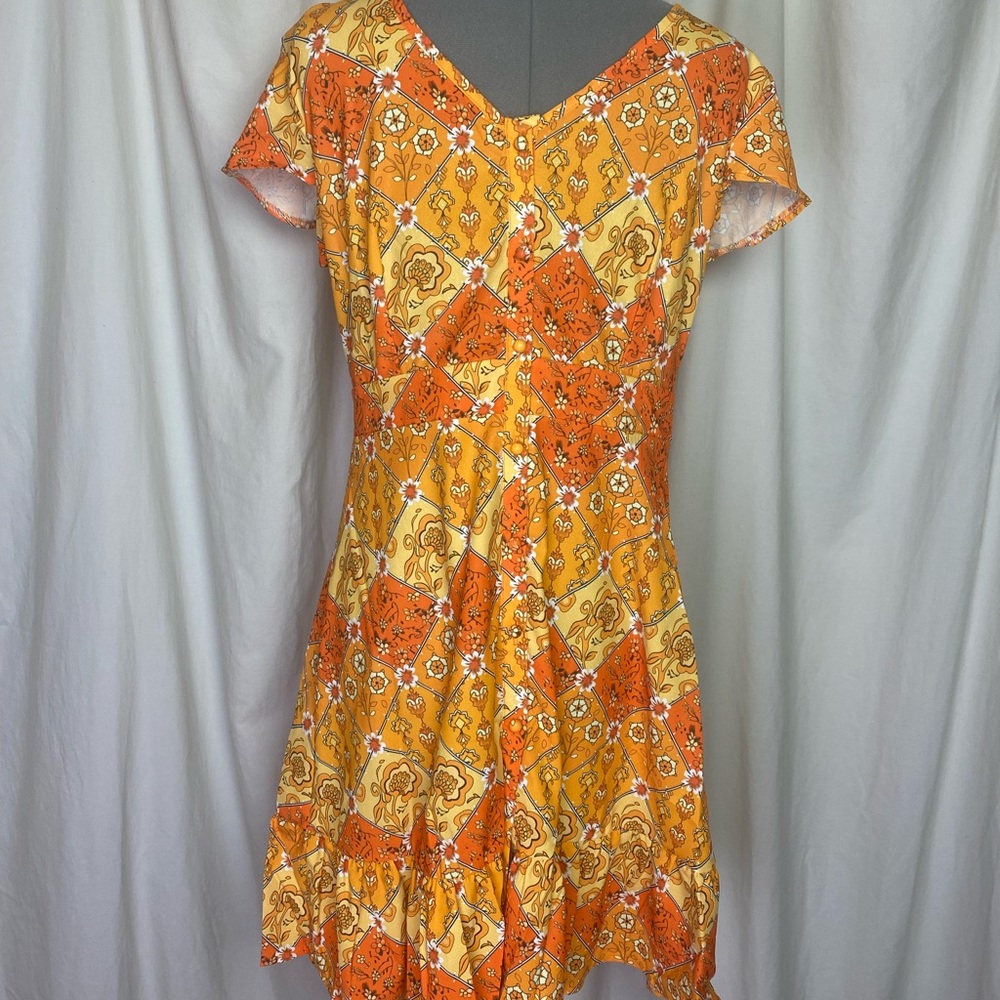 Retro Dress - Picture 3 of 6
